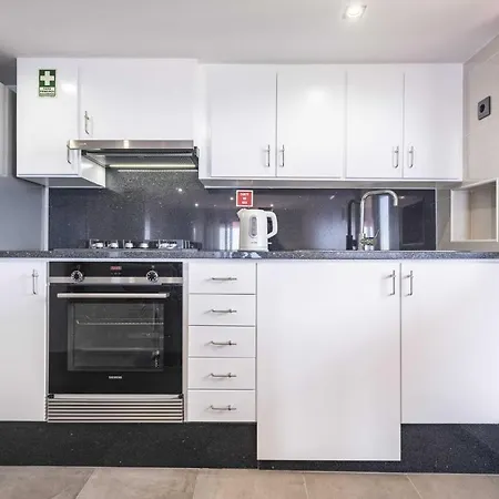 Casa Do Miradoro * Santa Cruz (Madeira)