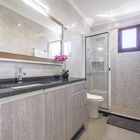 Dom wakacyjny Casa Do Miradoro Santa Cruz (Madeira)