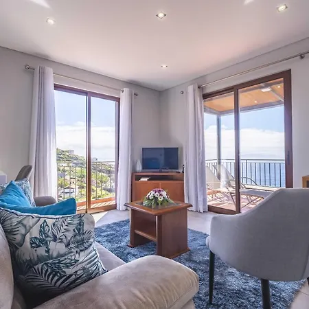 Casa Do Miradoro Holiday home Santa Cruz (Madeira)